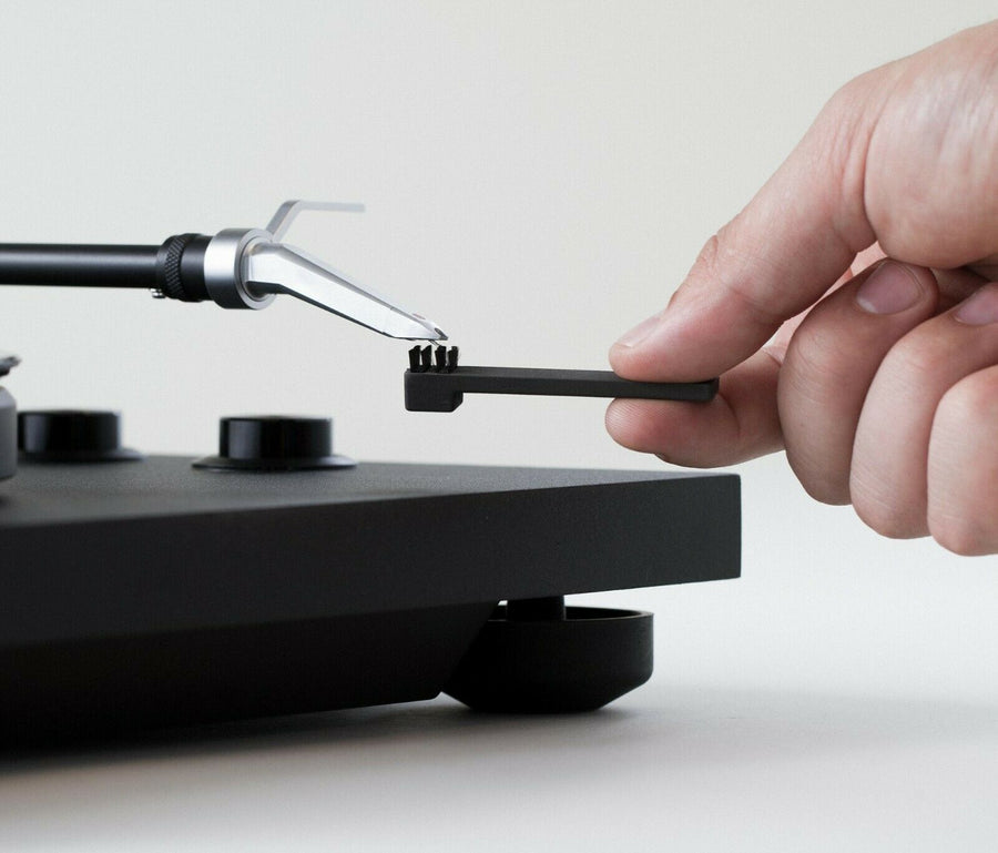 Carbon Fiber Pickup Brush- AM Clean Sound